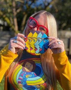 Her Frisbee